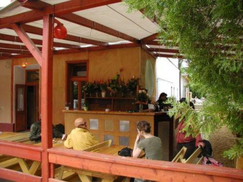 Hullam Hostel Révfülöp エクステリア 写真
