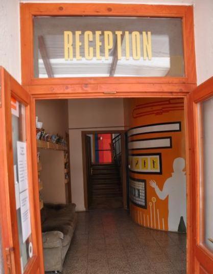 Hullam Hostel Révfülöp エクステリア 写真