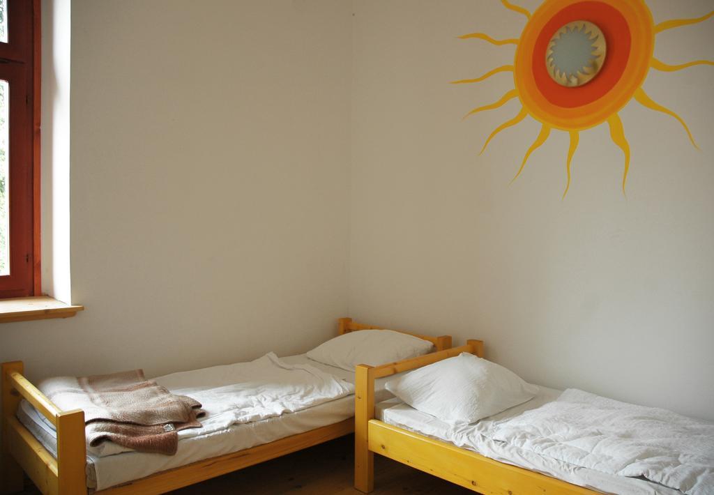 Hullam Hostel Révfülöp エクステリア 写真